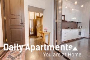 Daily Apartments at Liberty Square with jacuzzi 